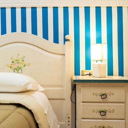Le Tre Stelle Hotel Cagliari Ngoại thất bức ảnh