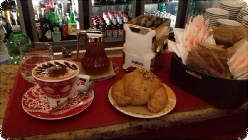 Le Tre Stelle Hotel Cagliari Ngoại thất bức ảnh
