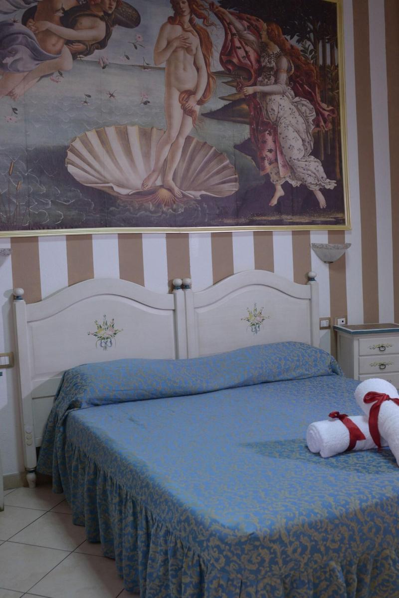Le Tre Stelle Hotel Cagliari Ngoại thất bức ảnh