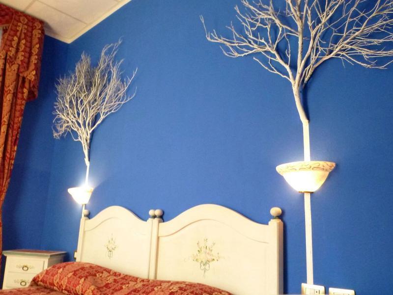 Le Tre Stelle Hotel Cagliari Ngoại thất bức ảnh