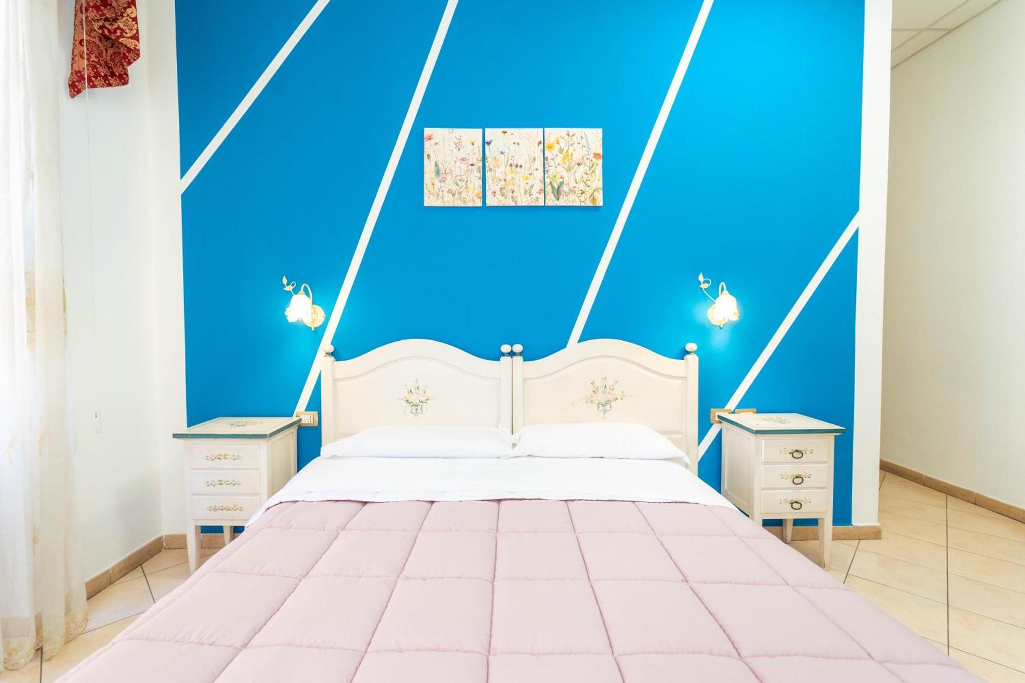 Le Tre Stelle Hotel Cagliari Ngoại thất bức ảnh