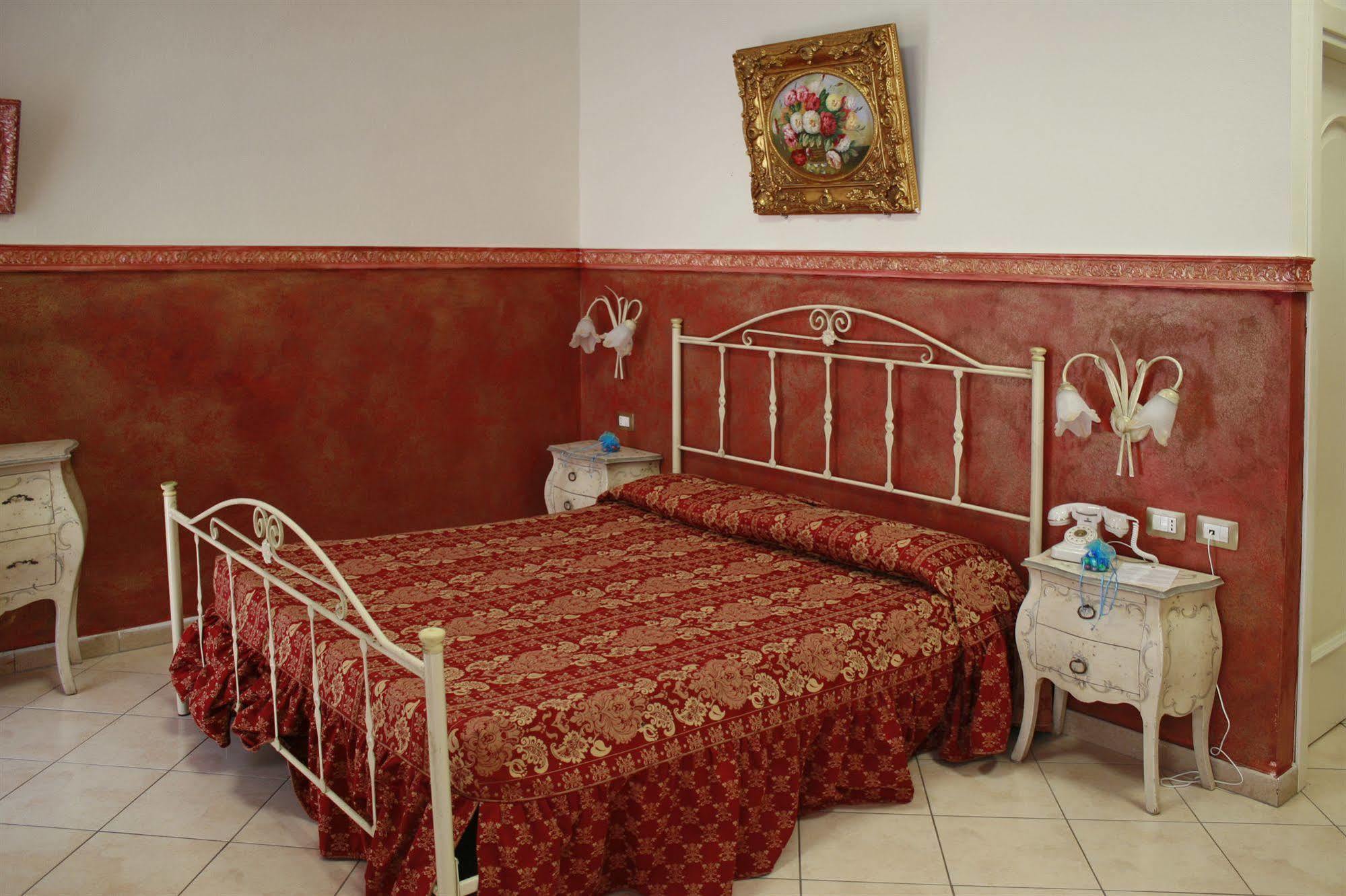 Le Tre Stelle Hotel Cagliari Ngoại thất bức ảnh